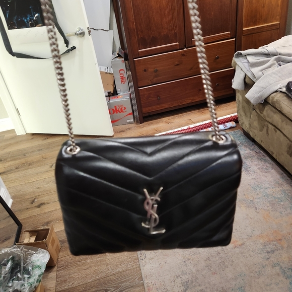 YSL black small single strap Loulou - Picture 5 of 7